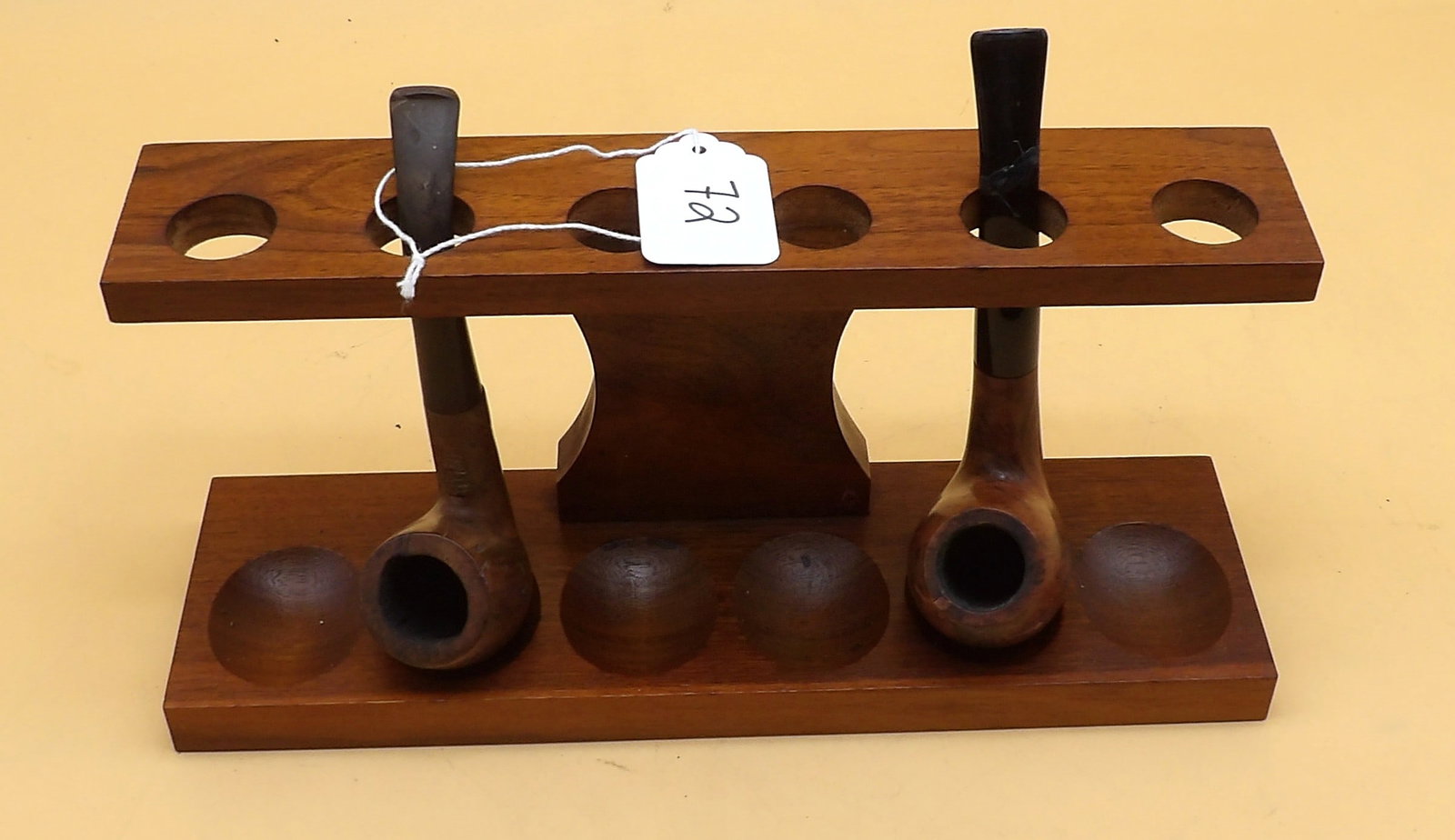 Wood Pipe Stand & 2 Pipes (1 of 3)