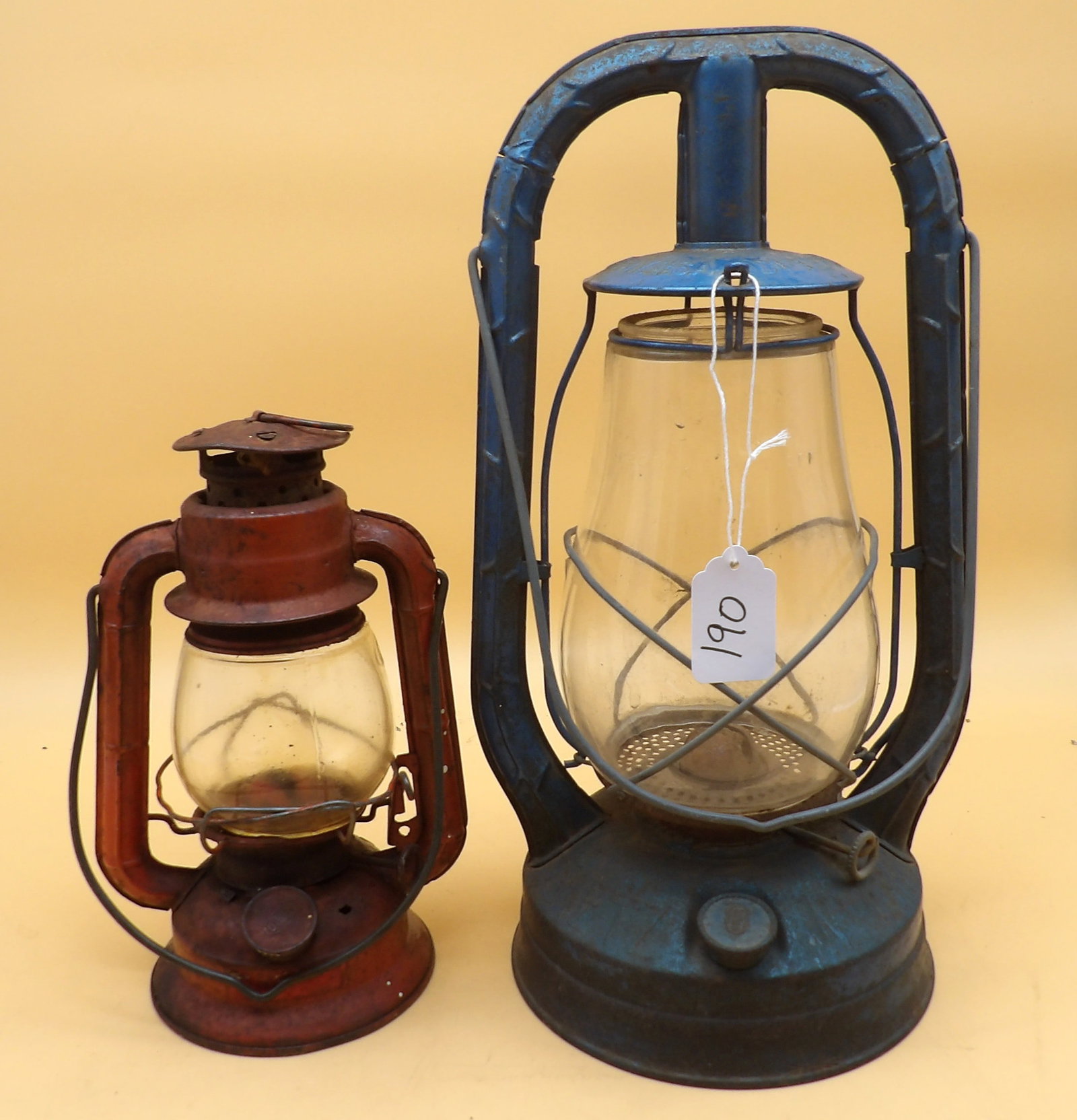 Dietz Lanterns (2) (1 of 5)