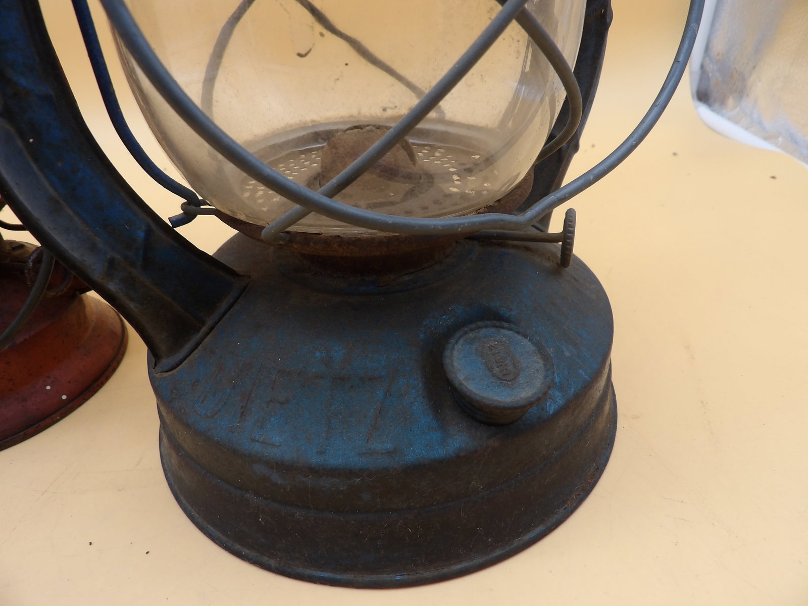 Dietz Lanterns (2) - 2