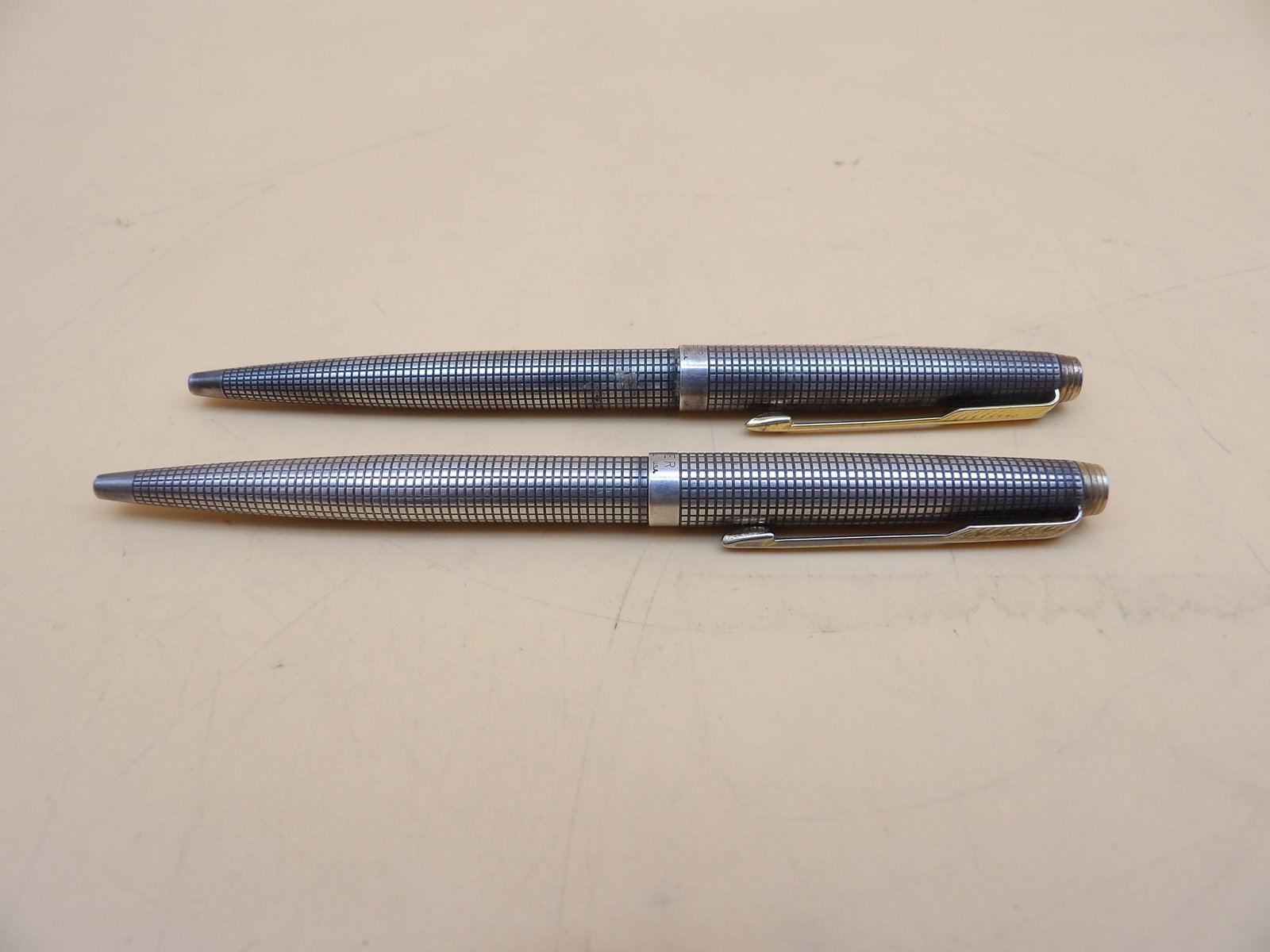 Parker Sterling Silver 75 Cisele Ballpoint Pens (2) (1 of 7)