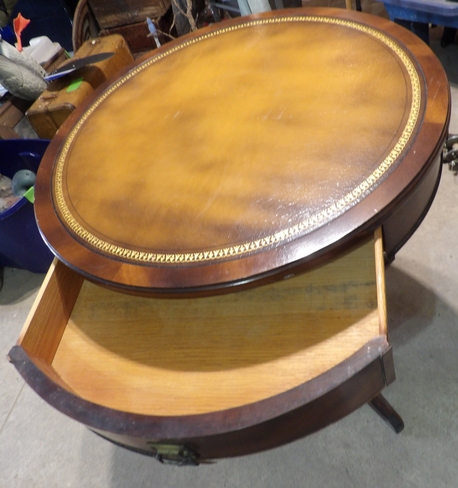 Mahogany Drum-style Table - 2