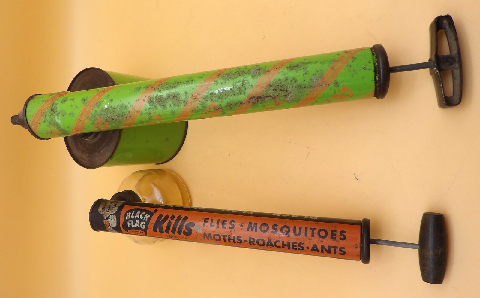 Black Flag / Root - Lowell Bug Sprayers - 2