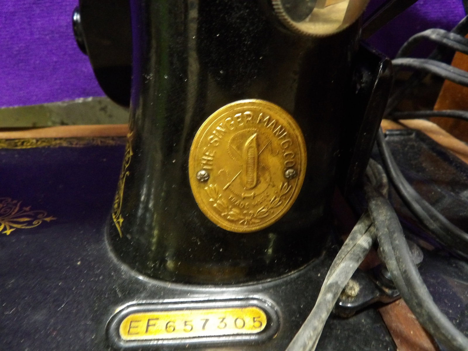Singer Sewing Machine - 2