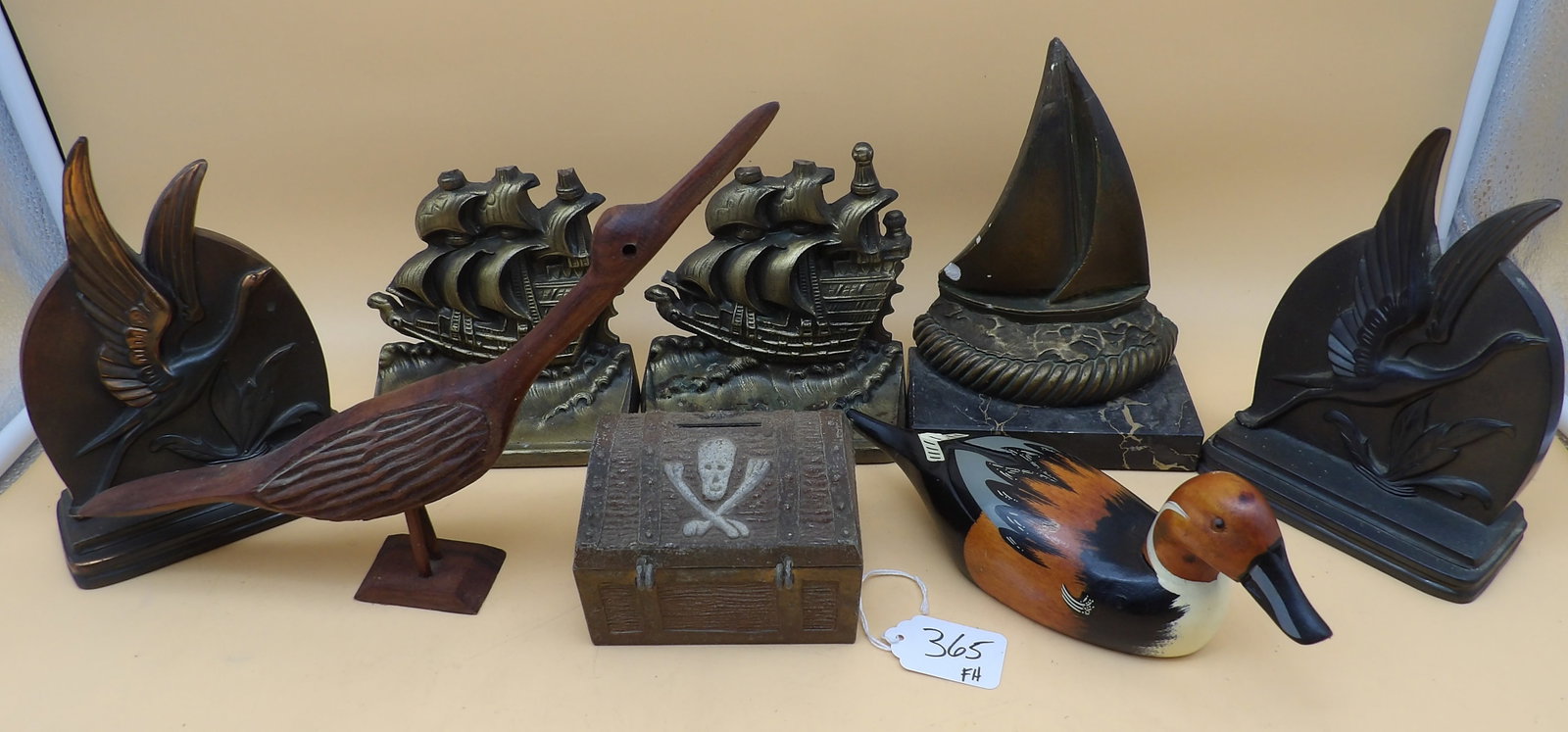 Seabird Bookends / Wood Carvings, Treasure Chest Bank (8 pcs) (1 of 4)