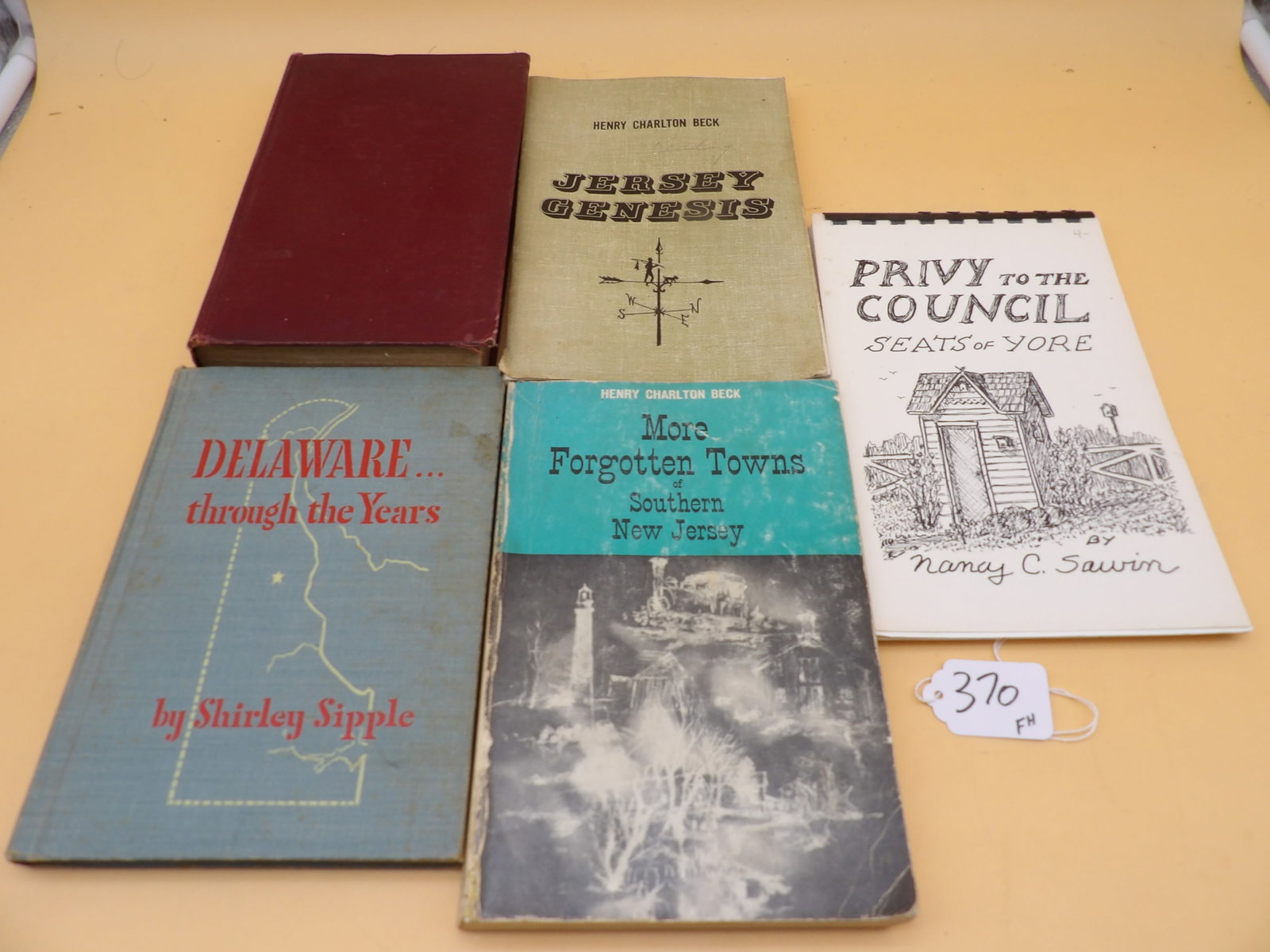 NJ, DE, Colonial History Books (5 pcs): This historical book lot includes 5 interesting titles by Henry Charlton Beck, Shirley Sipple, John Fiske, and Nancy C. Sawin.