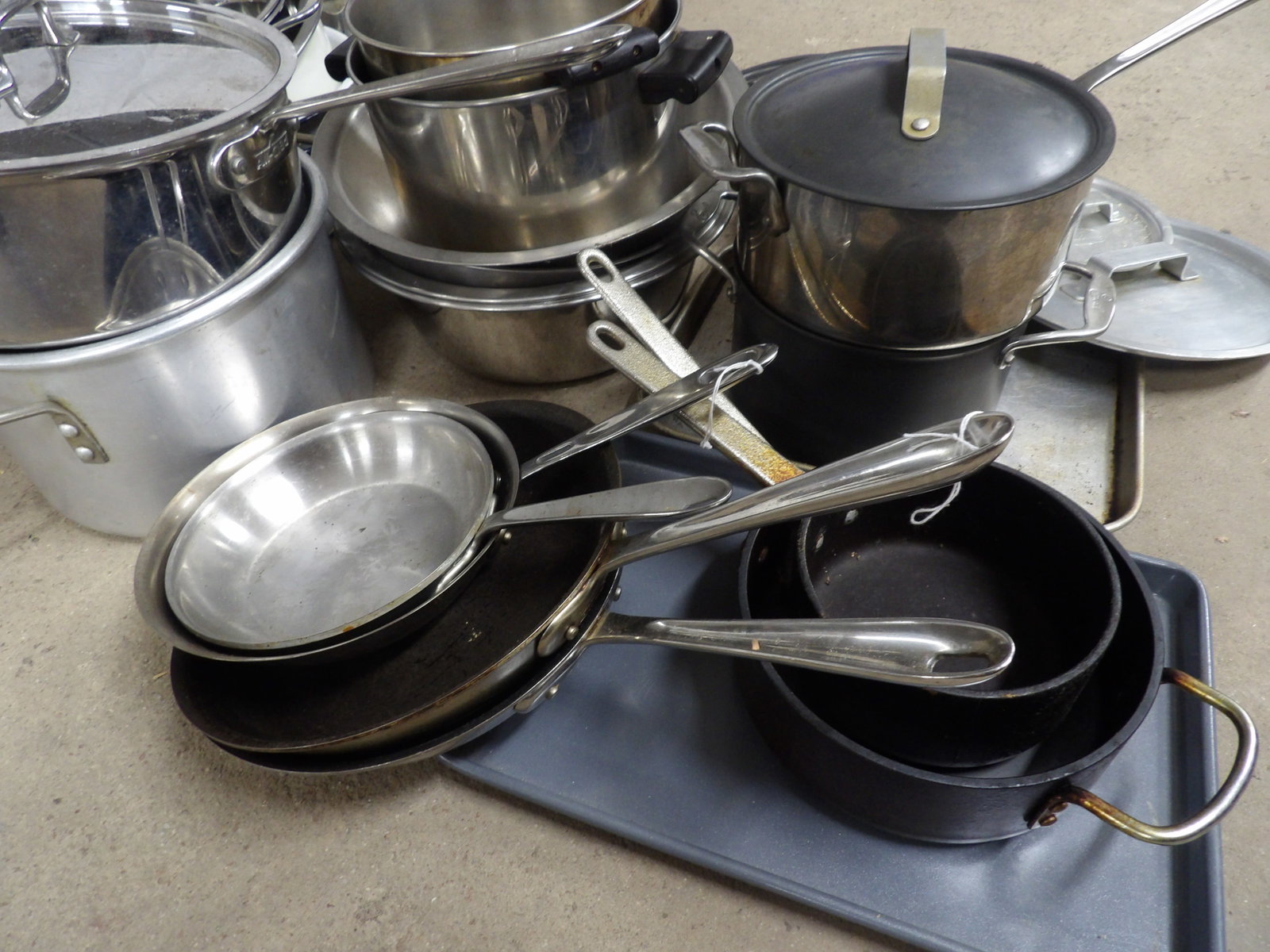 BIG Cookware Lot - 2