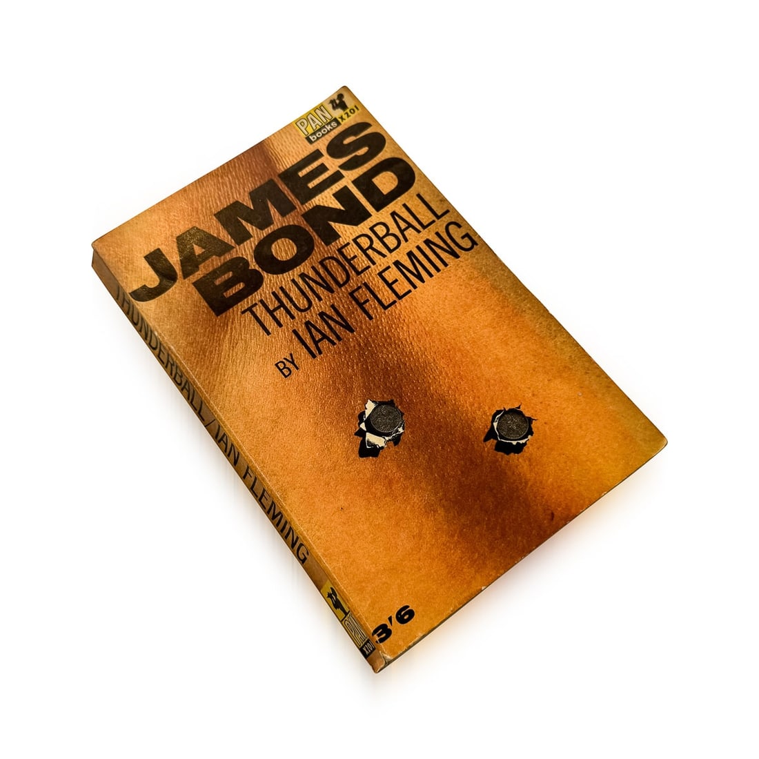 JAMES BOND THUNDERBALL - FIRST EDITION BY IAN FLEMING (1 of 4)