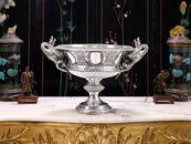 A LARGE AND IMPRESSIVE 19TH CENTURY STERLING SILVER PUNCH BOWL, LONDON C,.1867