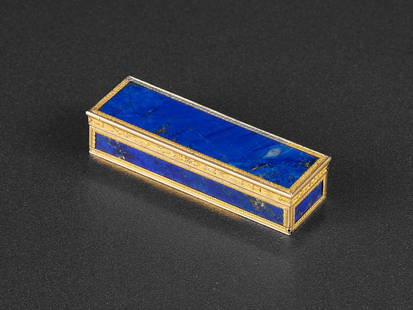 AN EARLY 19TH CENTURY FRENCH GOLD AND LAPIS LAZULI BOX: AN EARLY 19TH CENTURY FRENCH GOLD AND LAPIS LAZULI BOX of rectangular form, a toothpick case, the gold mounts with a decorative foliate border, marked with the French gold marks of rooster's head to t