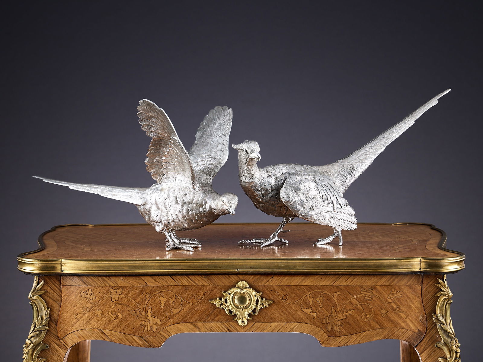 ASPREY: A LARGE PAIR OF STERLING SILVER MODELS OF PHEASANTS (1 of 1)