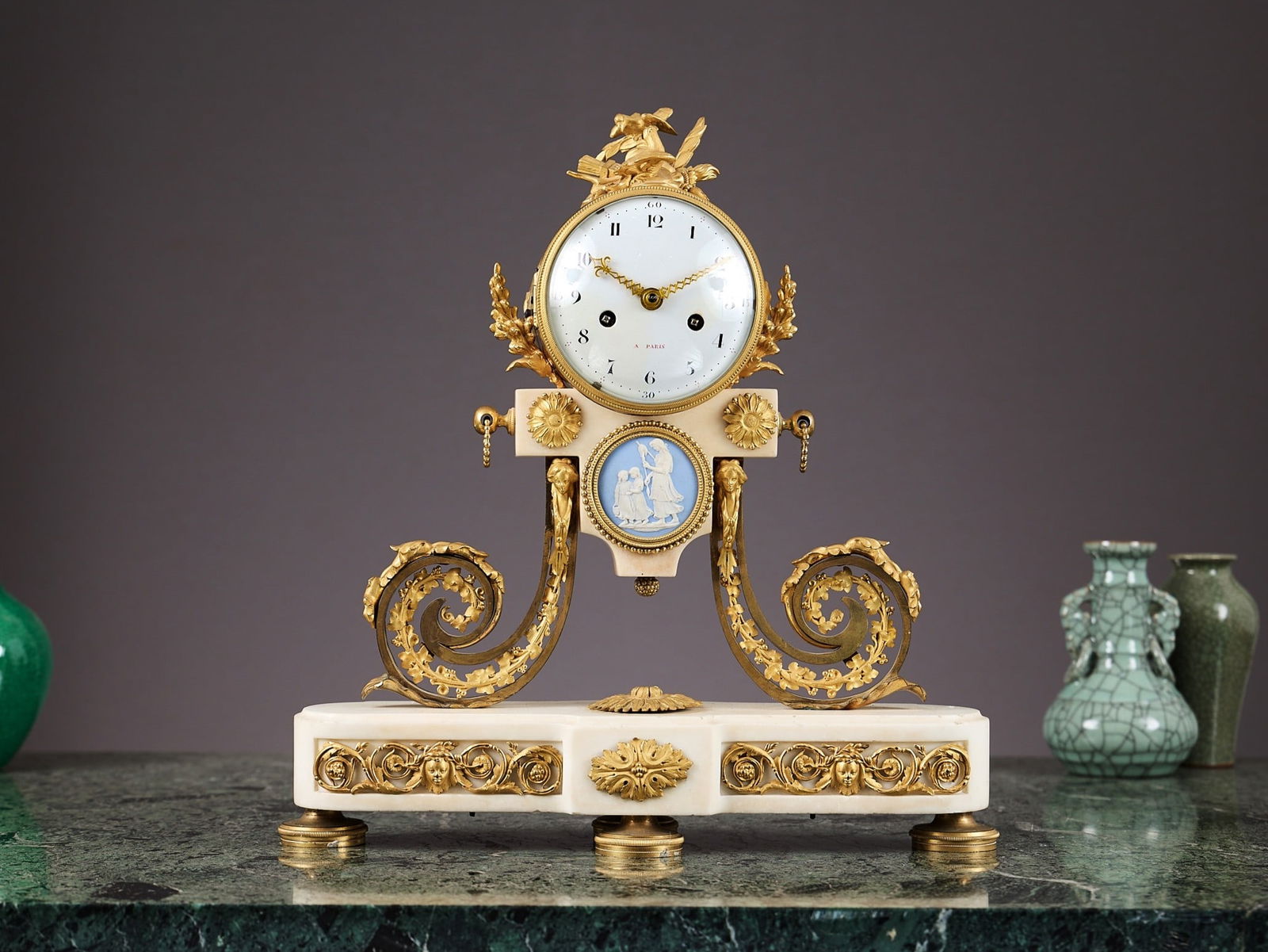 A FINE LATE 18TH CENTURY FRENCH GILT BRONZE AND MARBLE PORTICO CLOCK (1 of 8)