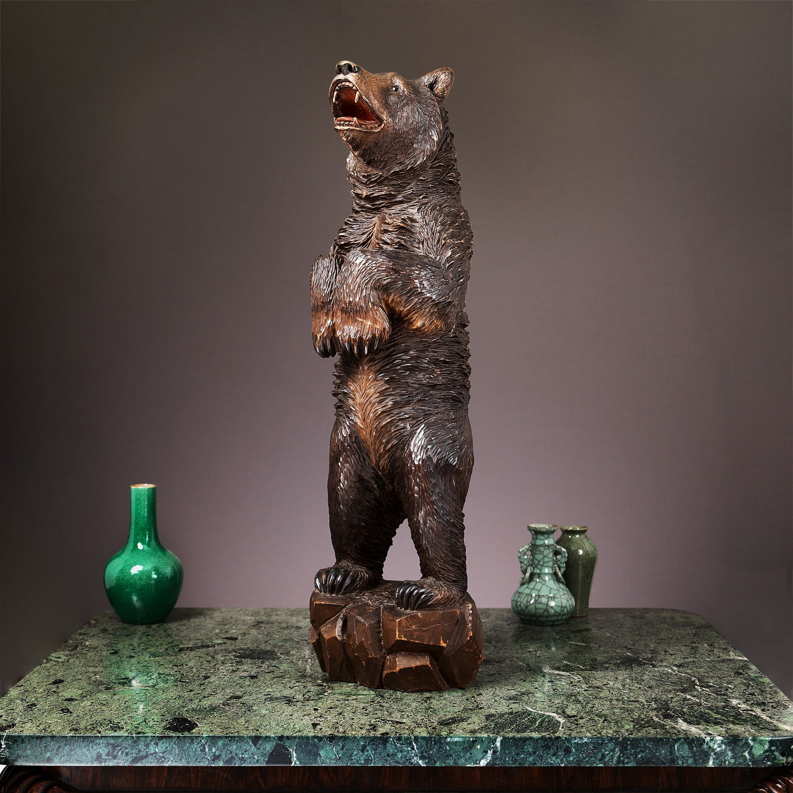 A LARGE 19TH CENTURY BLACK FOREST CARVED WOOD STANDING BEAR (1 of 1)