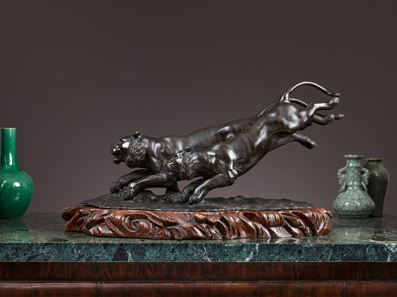 A VERY LARGE MEIJI PERIOD BRONZE GROUP OF TIGERS BY GENRYUSAI SEIYA (1 of 1)