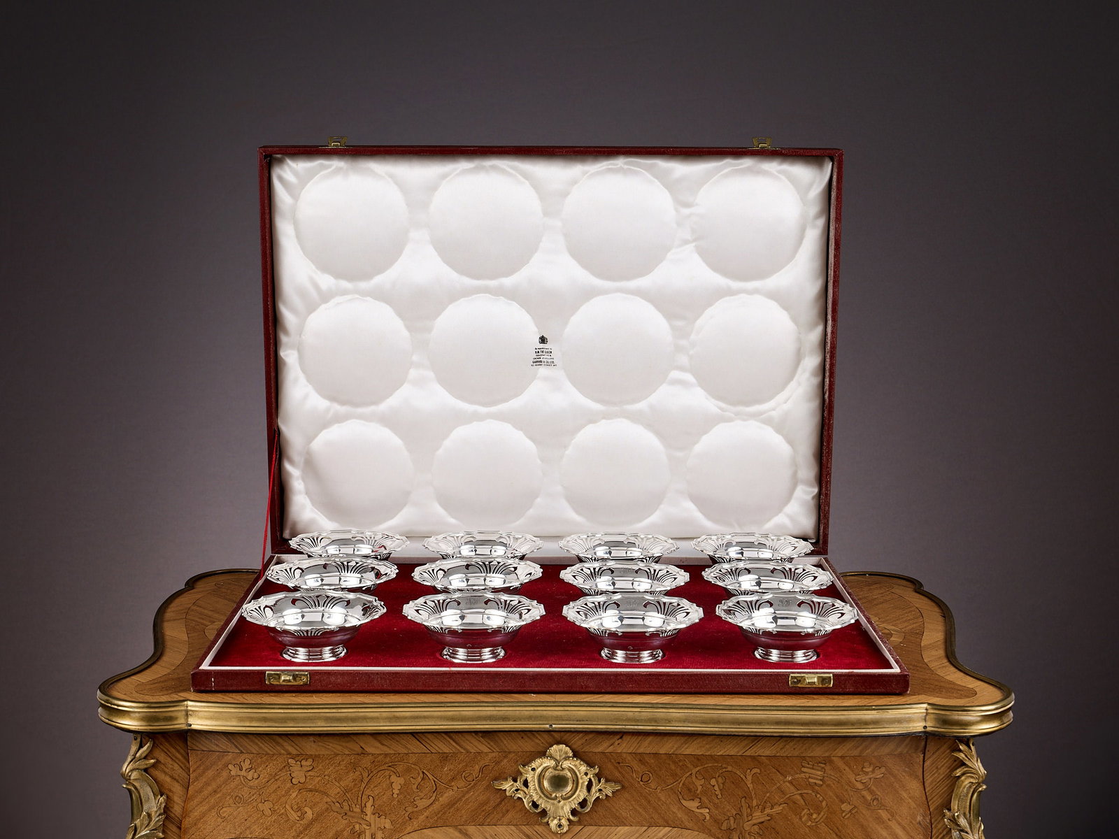 A CASED SET OF TWELVE STERLING SILVER BOWLS RETAILED BY GARRARD & CO. C.1948 (1 of 1)