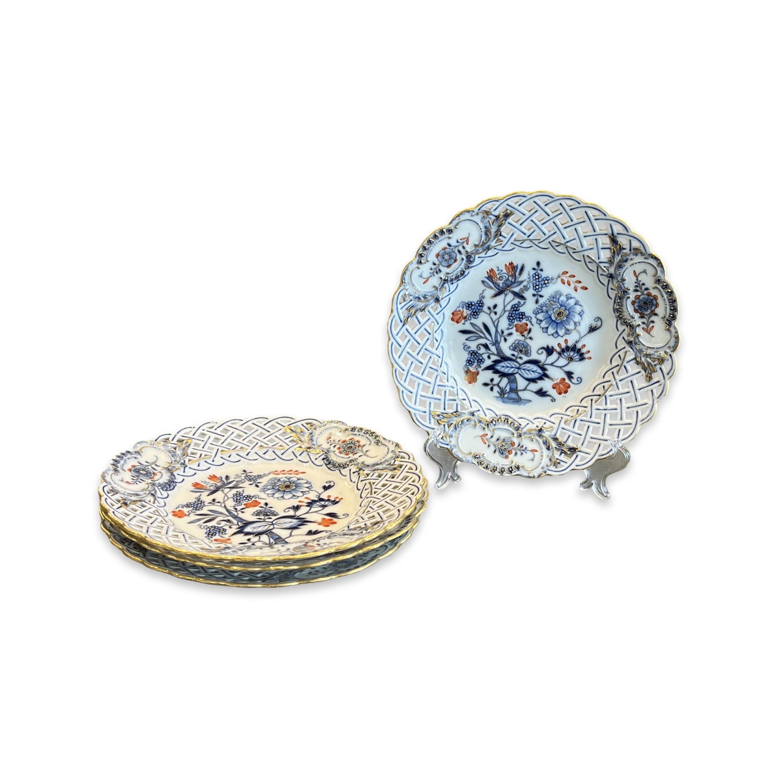 MEISSEN: A SET OF FOUR LATE 19TH / EARLY 20TH CENTURY RICH ONION PATTERN DESSERT PLATES (1 of 3)
