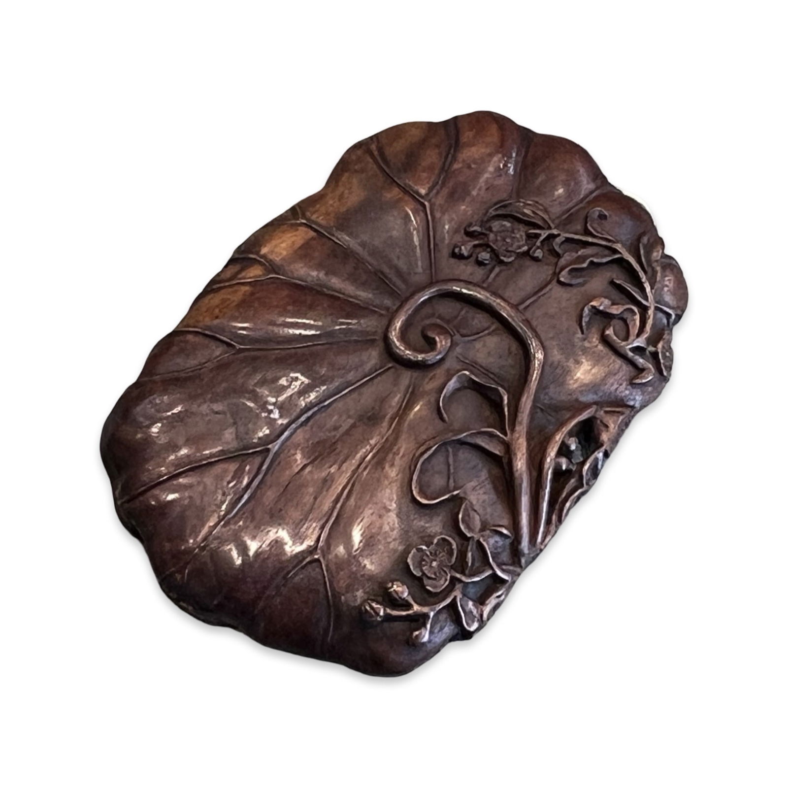 A JAPANESE MEIJI PERIOD CARVED HARDWOOD DISH (1 of 8)