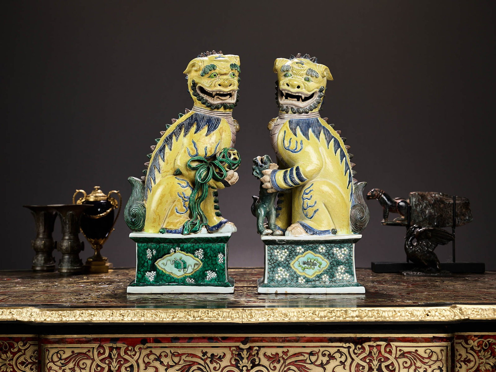 A LARGE PAIR OF CHINESE FAMILLE VERTE BUDDHIST LIONS (1 of 14)