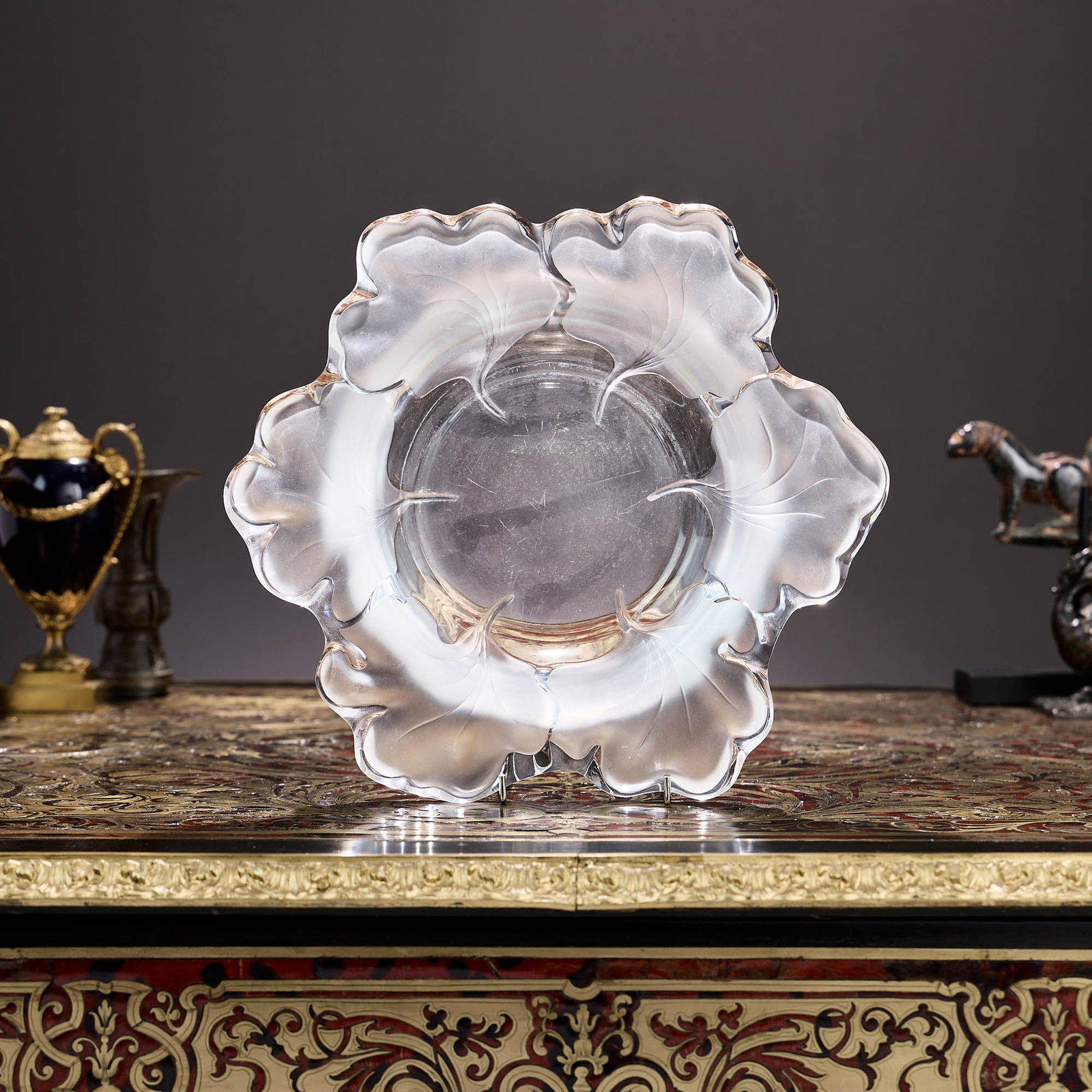 LALIQUE; A LARGE FROSTED GLASS NASTURTIUM BOWL (1 of 1)
