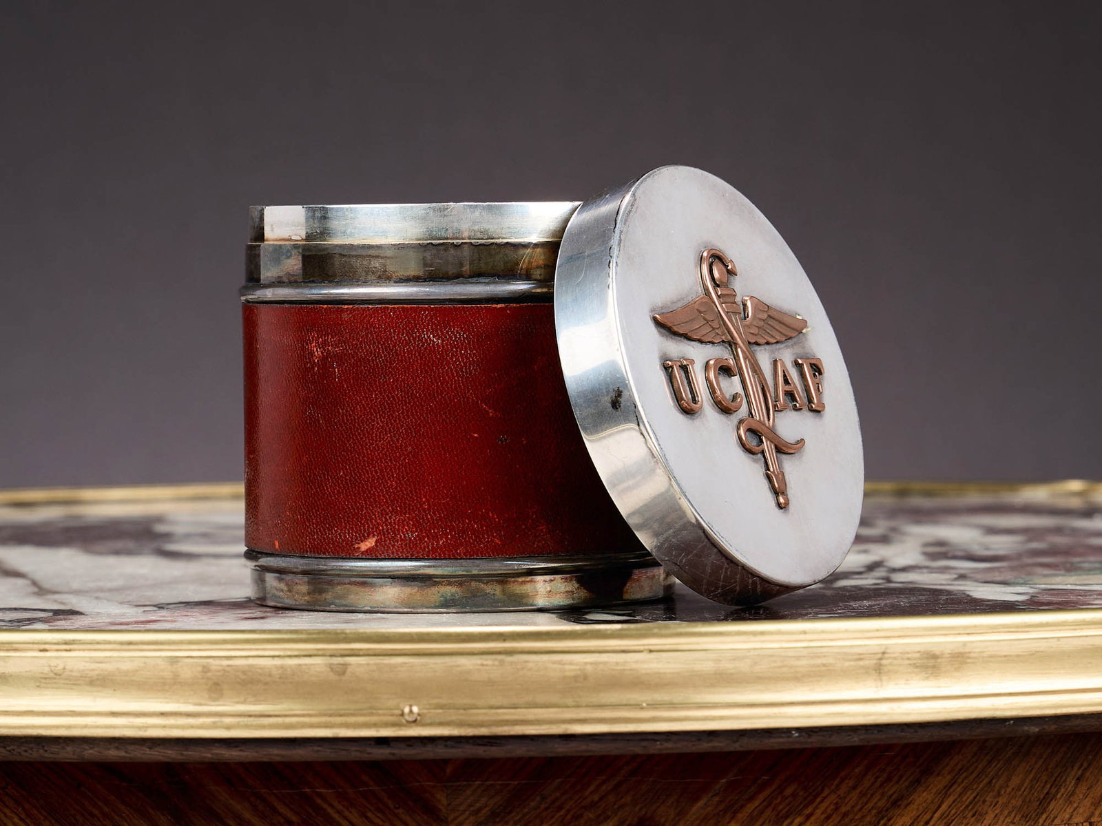 HERMES: A VINTAGE, BESPOKE RED LEATHER AND GILDED CIGARETTE BOX, PARIS, C. 1950 (1 of 9)