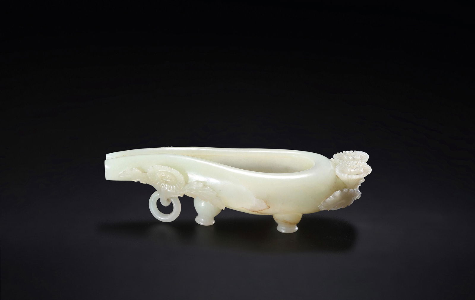 A WHITE JADE 'FLOWER' VESSLE,YI Period of Qianlong, Qing Dynasty (1 of 1)