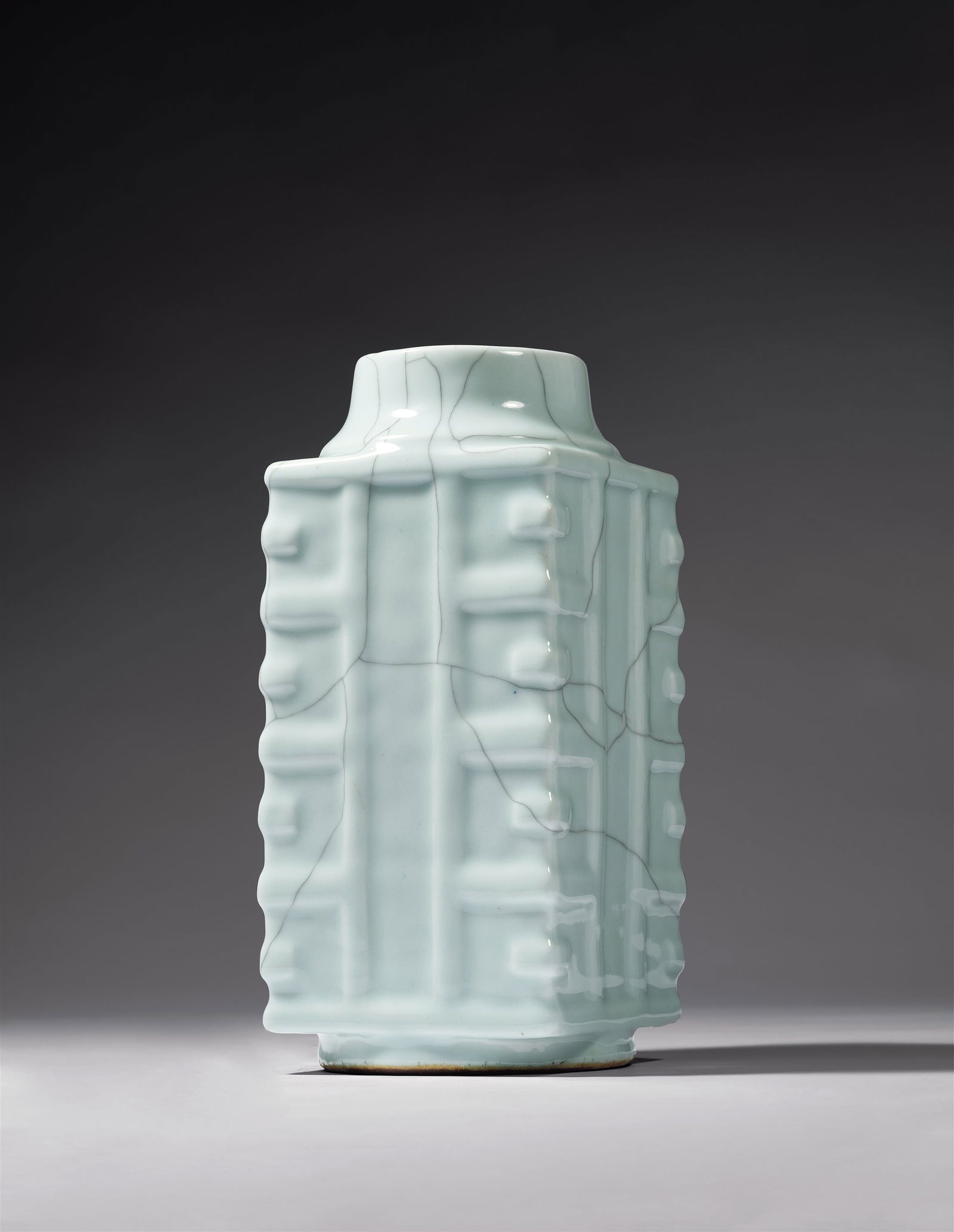 A Guan-Type Cong Vase with Eight Diagrams Design (1 of 1)