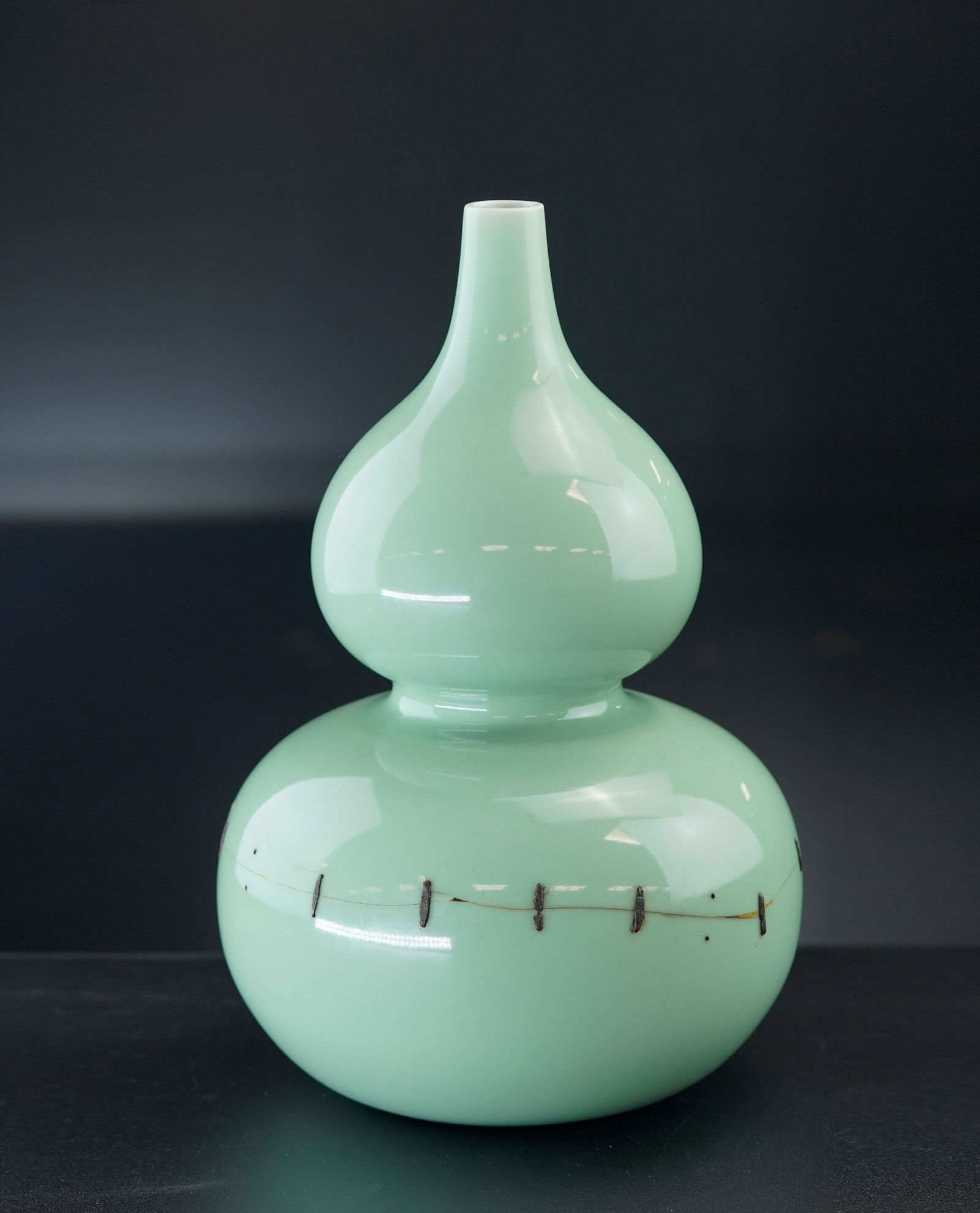 Ru Kiln Double Gourd Vase, Qing Dynasty (1 of 6)