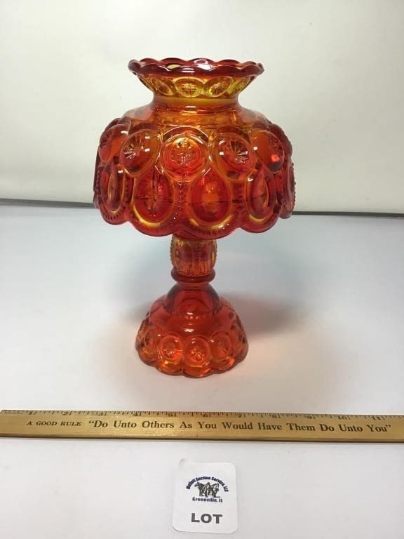 L E SMITH VINTAGE MOON & STARS AMBERINA CANDLE (1 of 2)