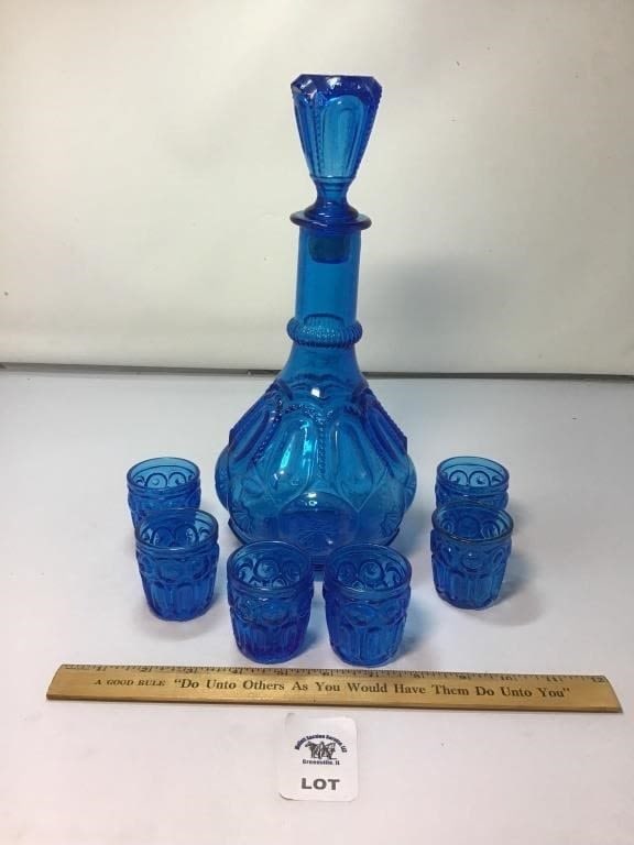 L E SMITH VINTAGE MOON & STARS DEEP BLUE DECANTUR: W STOPPER, 6 SHOT GLASSES