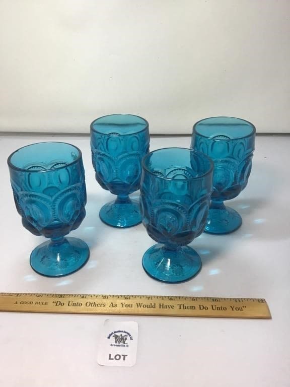 L E SMITH VINTAGE MOON & STARS DEEP BLUE DRINKING: GOBLETS 4 pcs
