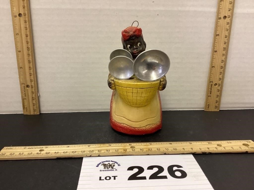 BLACK AMERICANA CHALK MEASURING SPOON HOLDER (1 of 3)