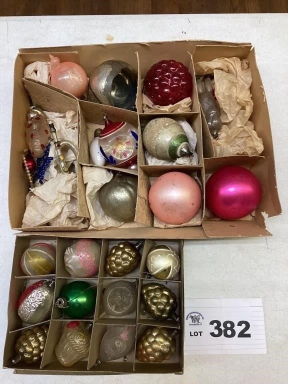 VINTAGE CHRISTMAS ORNAMENTS: VINTAGE CHRISTMAS ORNAMENTS
