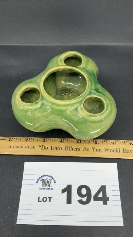 McCOY 3 inch PLANTER (1 of 2)