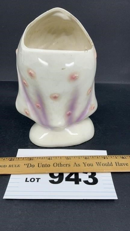 RUBBINS LADIES 7 inch HEAD VASE- missing earring (1 of 4)