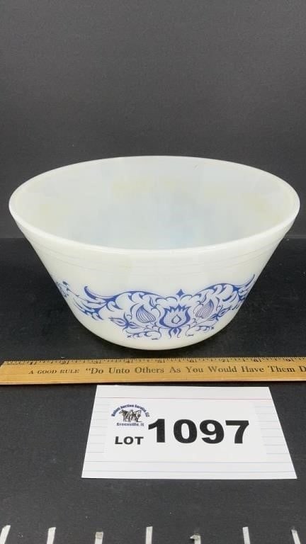 FEDERAL GLASS LARGE MIXING BOWL: FEDERAL GLASS LARGE MIXING BOWL