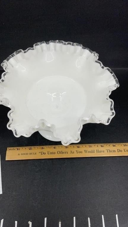 FENTON MILK GLASS SILVER CREST RUFFLED EDGE (1 of 2)