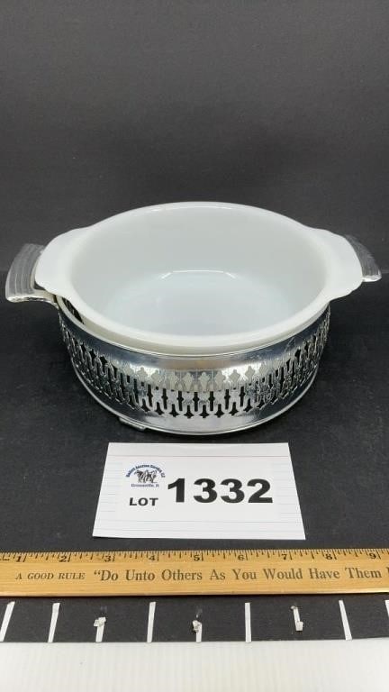 PYREX SISH W SILVER CARRIER STAND: PYREX SISH W SILVER CARRIER STAND
