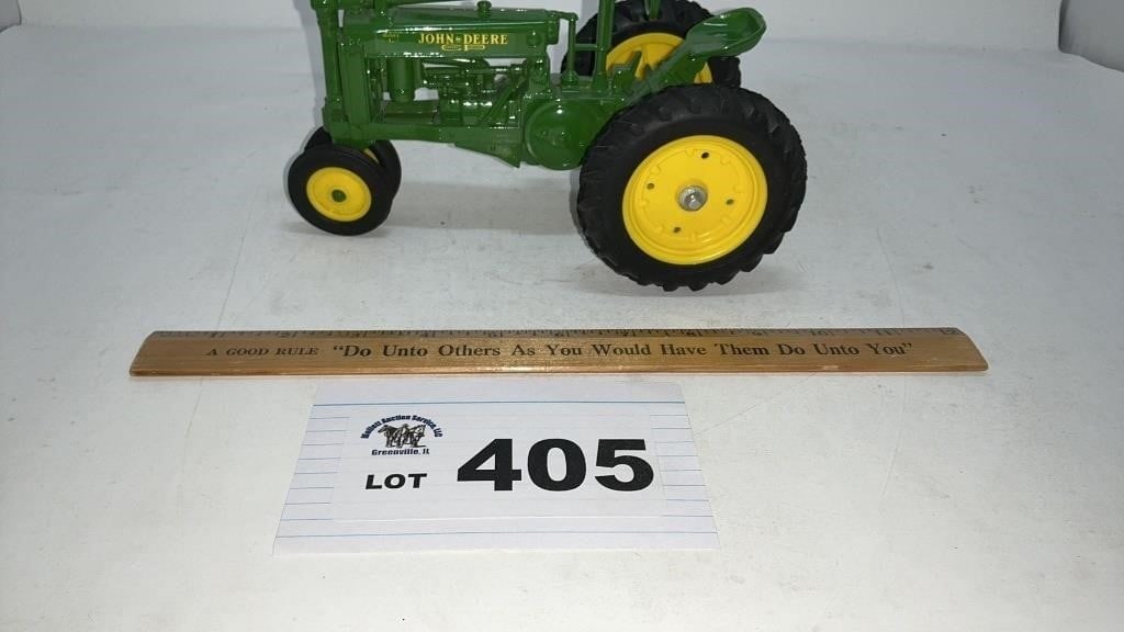 ERTL JOHN DEERE MODEL G GENERAL PURPOSE TRACTOR: ERTL JOHN DEERE MODEL G GENERAL PURPOSE TRACTOR