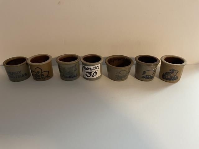 7 Miniature Blue Decorated Crocks (1 of 2)