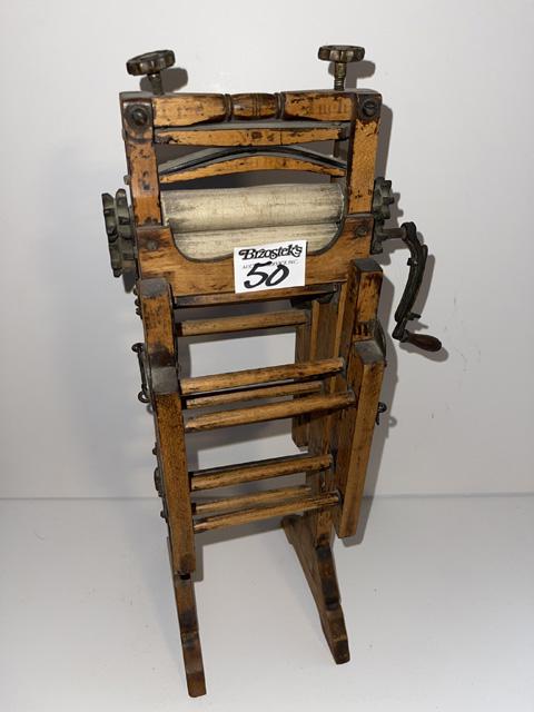 Childs or Sale Sample Fold Out Clothes Wringer (1 of 5)