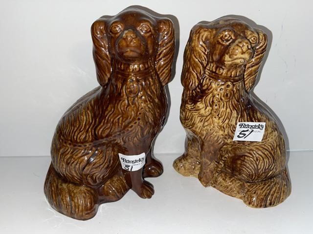 2 Bennington English Spaniel Figures (1 of 3)