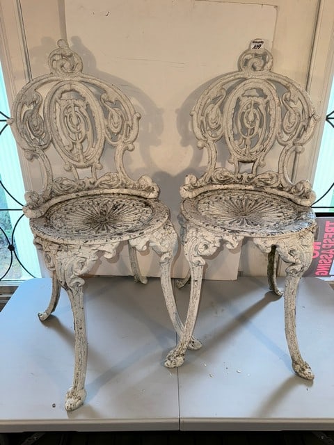 ALUMINUM WHITE CHAIRS - PAIR: PAIR OF ALUMINUM WHITE CHAIRS