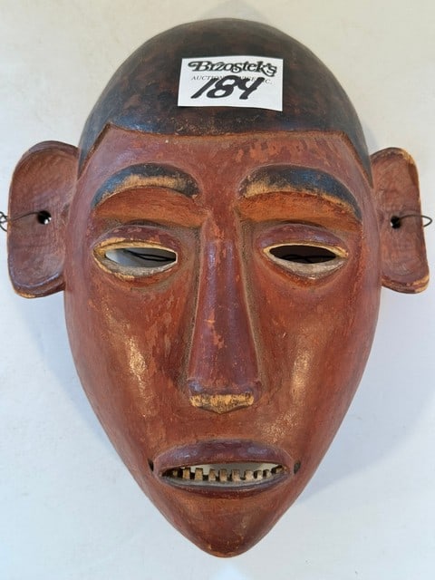 CARVED MASK, 7"W X 9"H X 3.5"D: AFRICAN TRIBAL ART, UNKNOWN ORIGIN