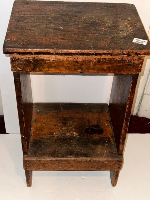 PRIMITIVE 2 SHELF STAND (1 of 3)