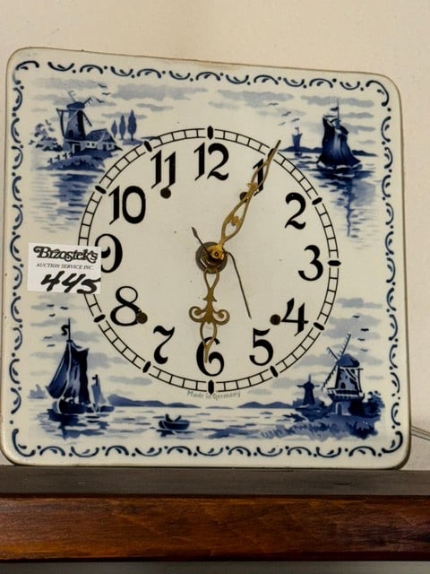 ELECTRIC DELFT CLOCK (1 of 1)