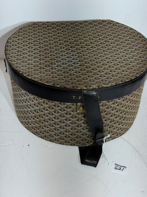 GOYARD TRAVELING HAT BOX, INITIAL YP, E GOYARD, PARIS 16"X18"X9" GOYARDINE (1 of 8)