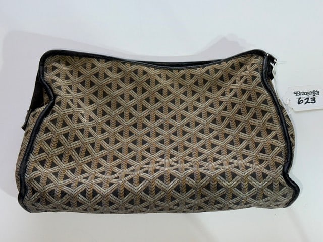 GOYARD PARIS ZIPPERED TOILETRY TRAVEL BAG: GOYARD PARIS ZIPPERED TOILETRY TRAVEL BAG