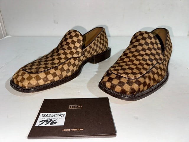 LOUIS VUITTON DAMIER MEN'S LOAFER, SIZE 10 (1 of 4)