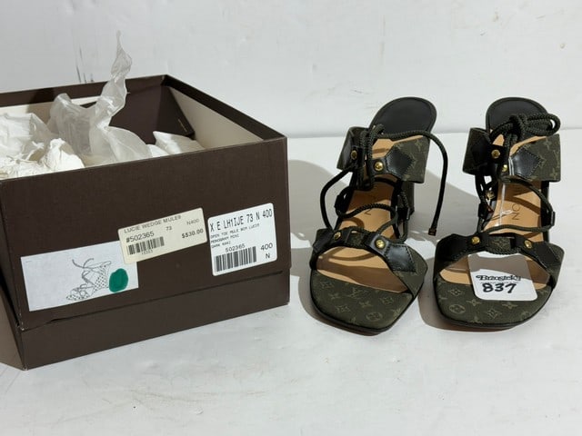 LOUIS VUITTON OPEN TOE MULE, 9CM LUCIE MONOGRAM, MINI DARK KAKI, SIZE 40 #502365 (1 of 5)