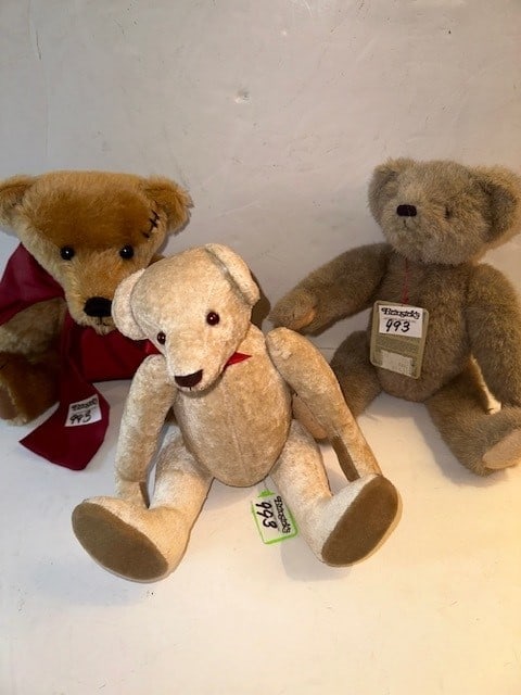HOWIE FOULKE BEAR, BOYDS BEAR AND TAMARA DEMAREST ORIGINAL BEAR: HOWIE FOULKE BEAR, BOYDS BEAR AND TAMARA DEMAREST ORIGINAL BEAR