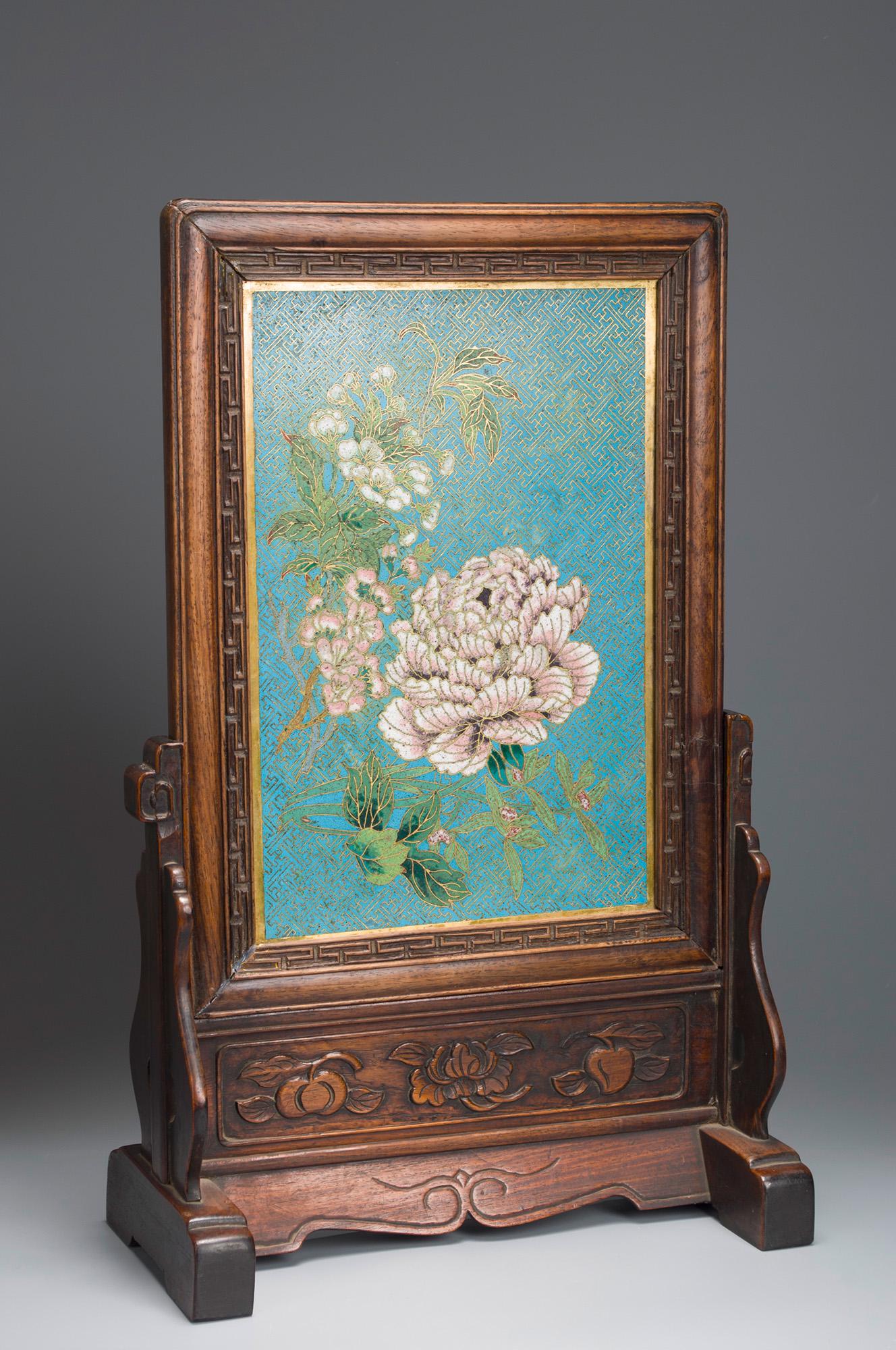 A fragrant rosewood cloisonne-inlaid peony screen (1 of 11)